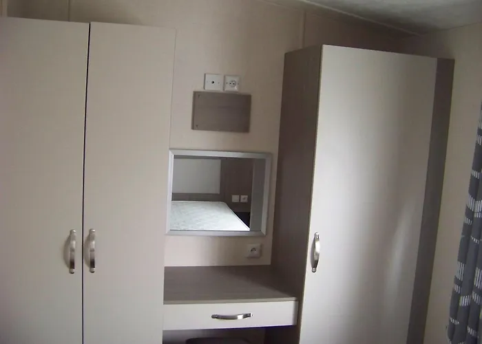 Parque de Campismo Mobil Celeste 6-8 Personnes Litteau