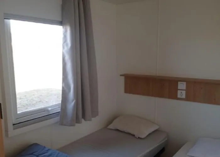 Кемпинг Mobil Celeste 6-8 Personnes Litteau